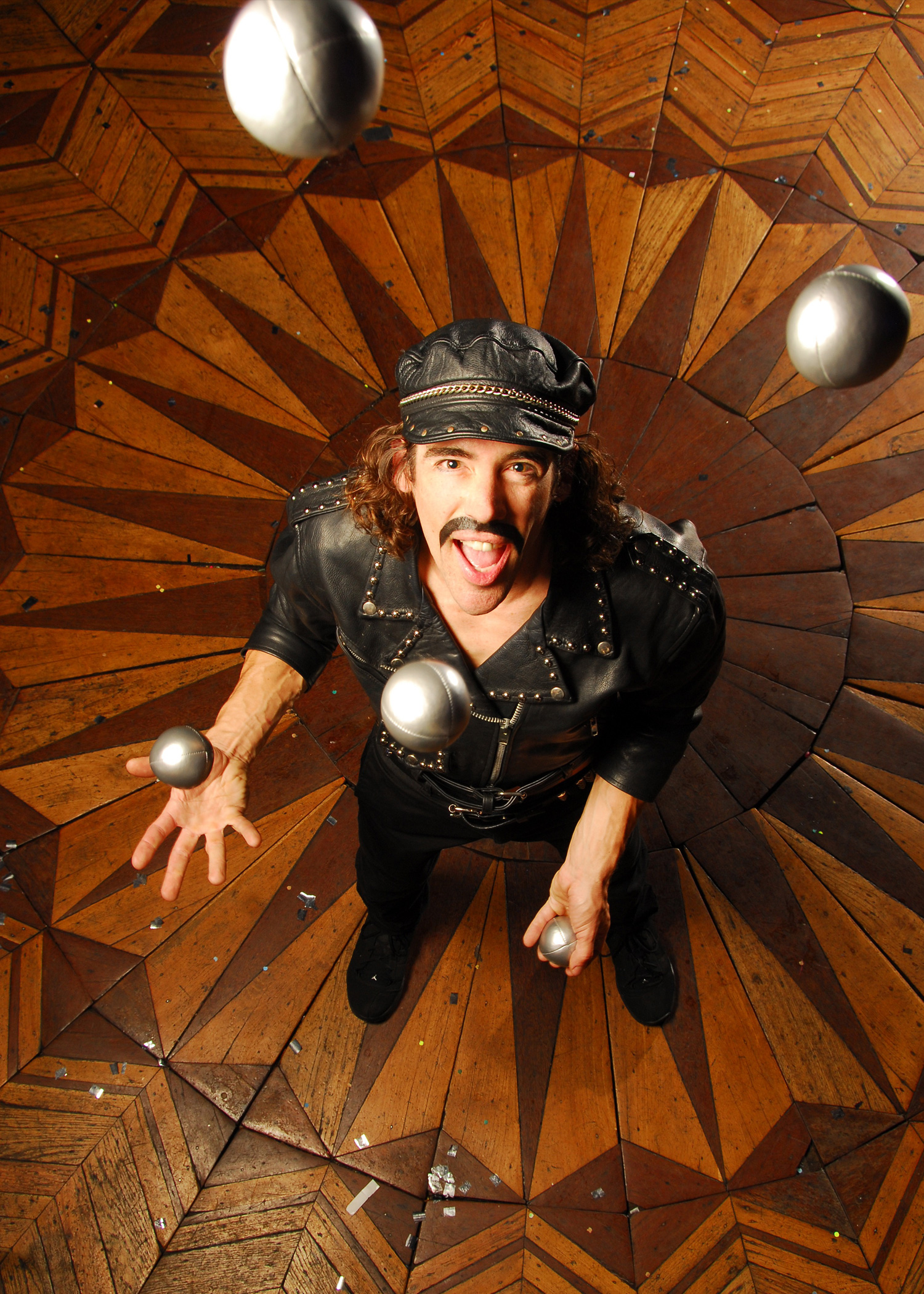 Mario – Queen of the Circus