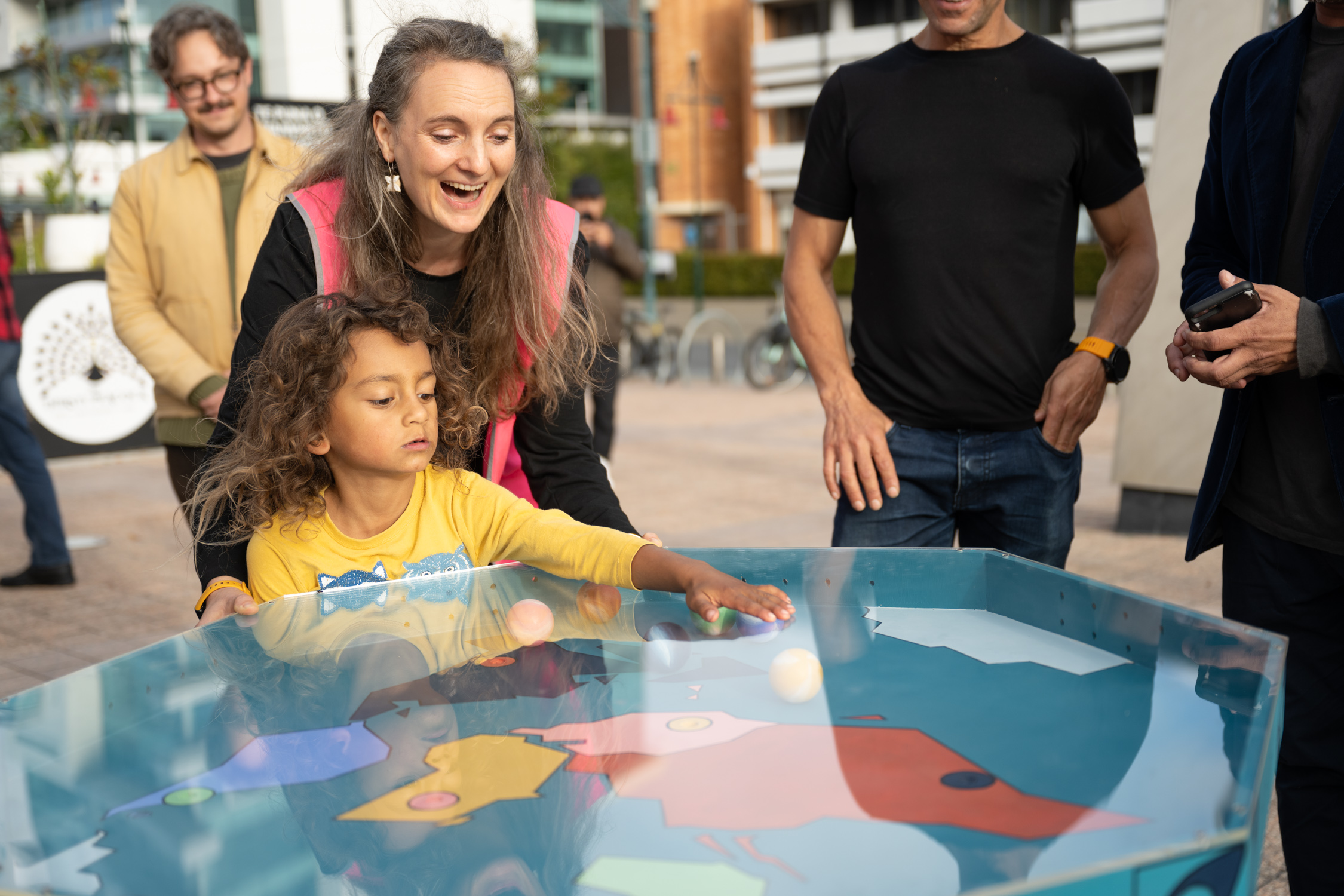 Mr Obregon Games - 8 Days of Play